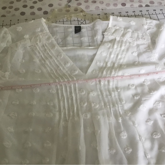 Womens White Blouse Sz. 1X (New) - Picture 3 of 8